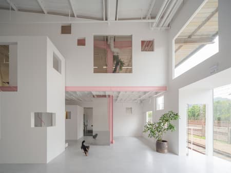 Apelron Contemporary